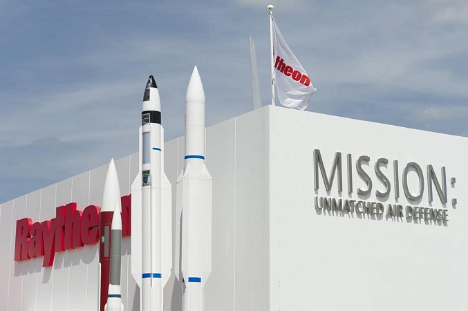 Компания Raytheon